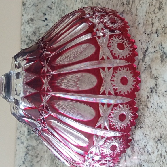 Antique ruby red glass bowl - Picture 9 of 9